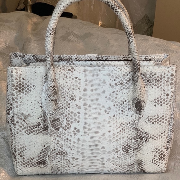 Authentic Hand-made python purse - Picture 5 of 5